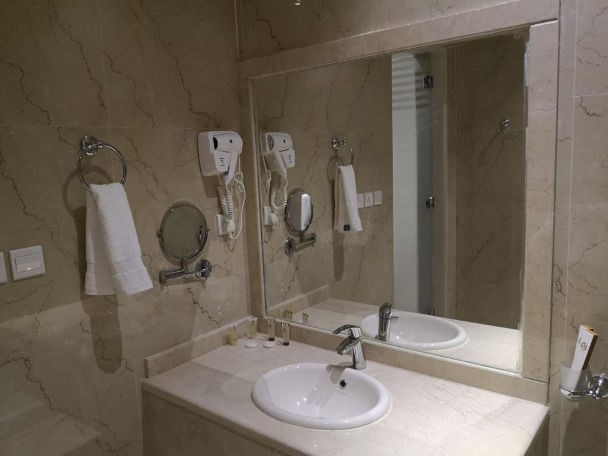 Makarem Hotel Apartments Riyad Extérieur photo